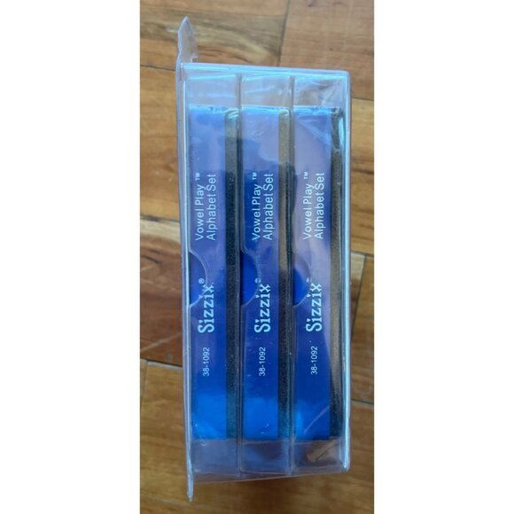 NEW Sizzix Alphabars Vowel Play Alphabet Set 38-1092 - Picture 3 of 5